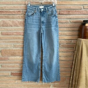 H&M High Rise Wide Leg Jeans 90s Style Size 4